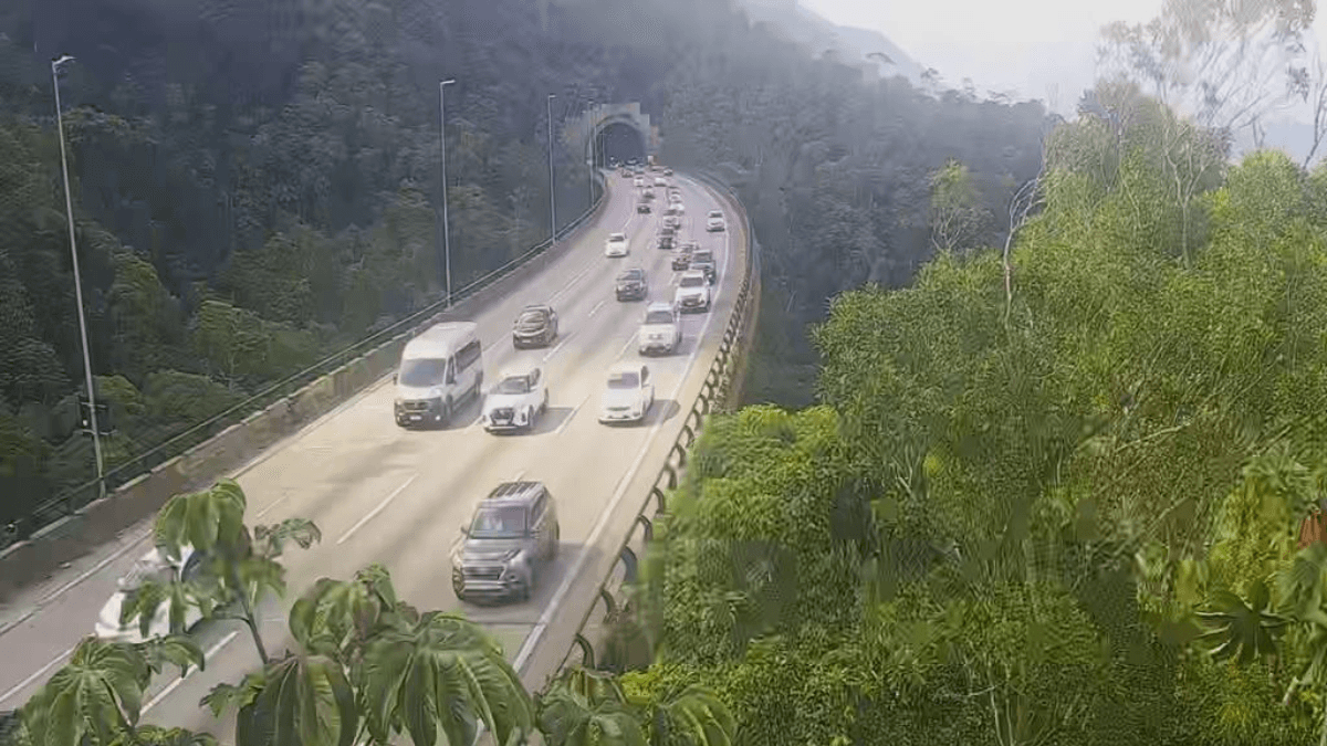 Anchieta-Imigrantes soma 30 km de congestionamento na volta do feriadão