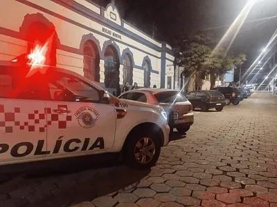 Homem é preso após tentar matar ex-mulher e amigo em festa em Cunha