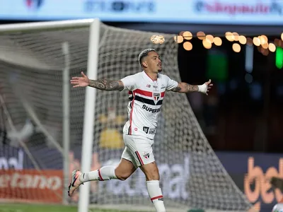 São Paulo perde pênalti no final, vence Juventude por 1 a 0 e ouve vaias
