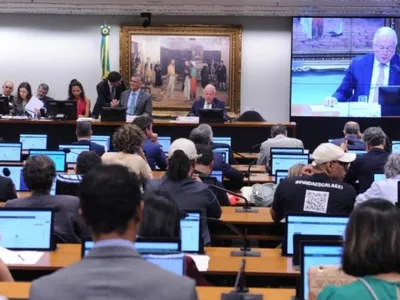 Orengo: falta profundidade no debate da escala 6x1