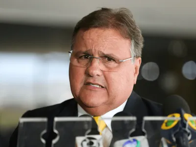 MP investiga ex-ministro suspeito de envolvimento em fuga de líder do CV