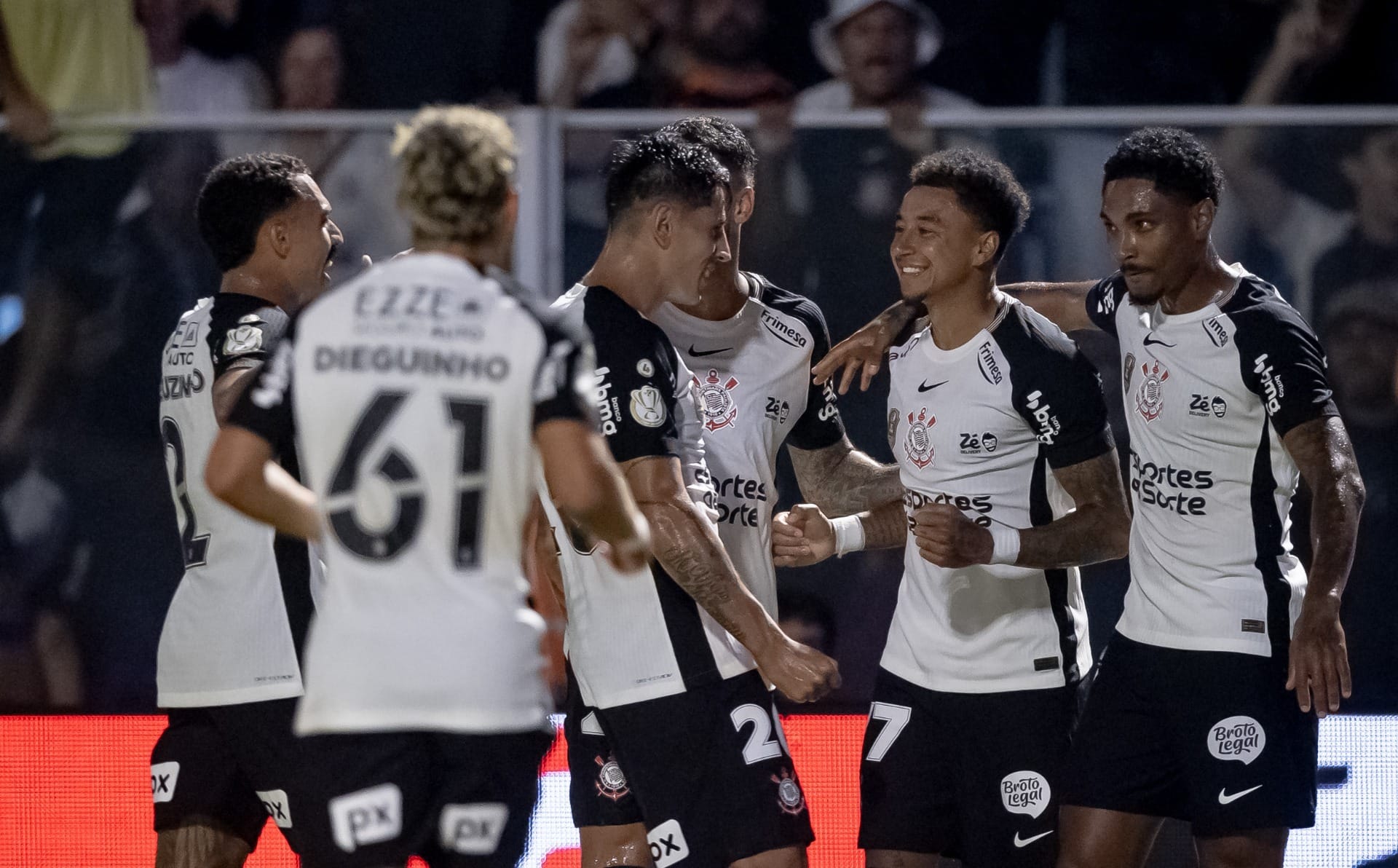 Barra-SC 0x1 Corinthians: Veja o gol de Jesse Lingard pela Copa do Brasil
