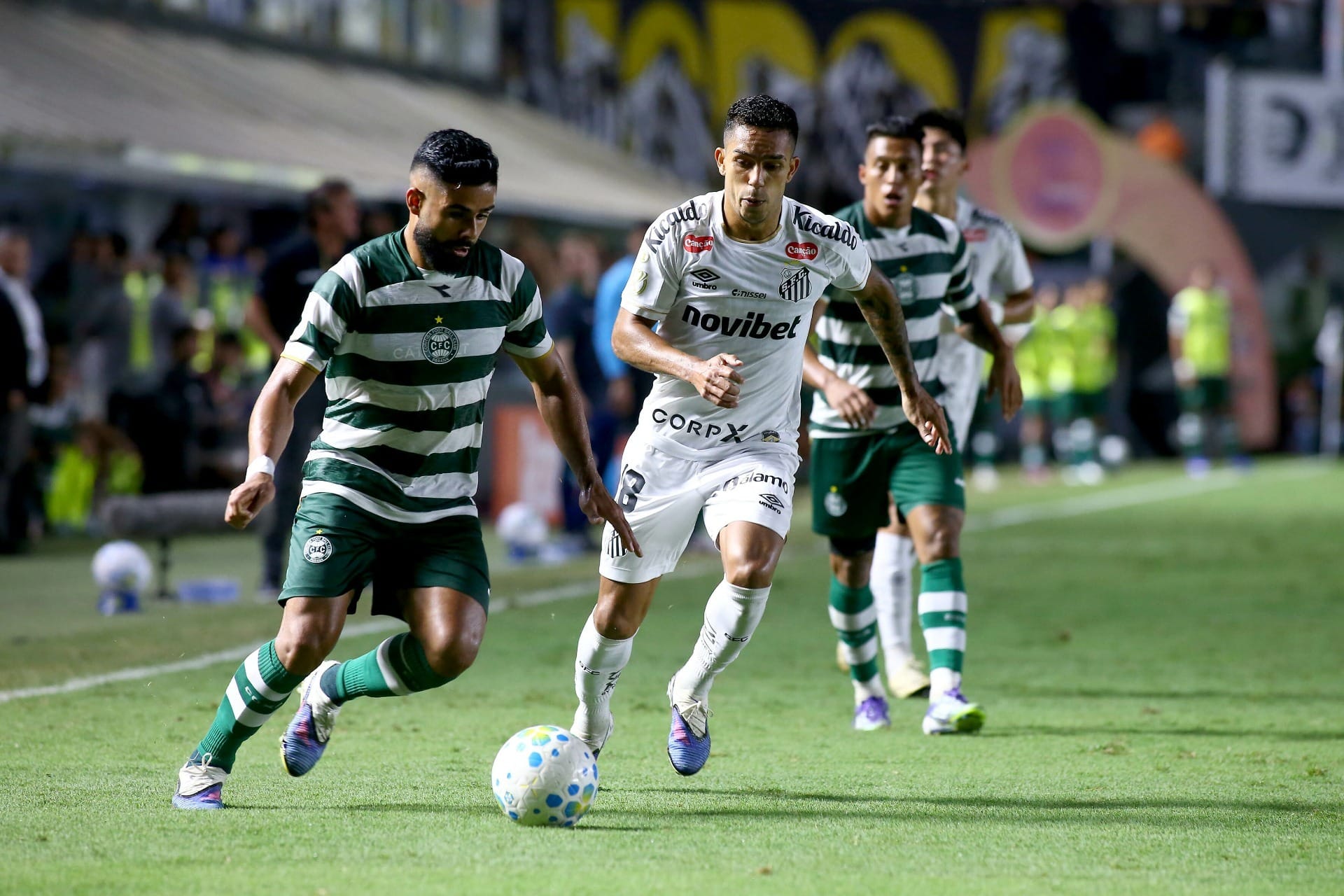 Copa do Brasil: Santos empata com Coritiba e decidirá vaga no Couto Pereira