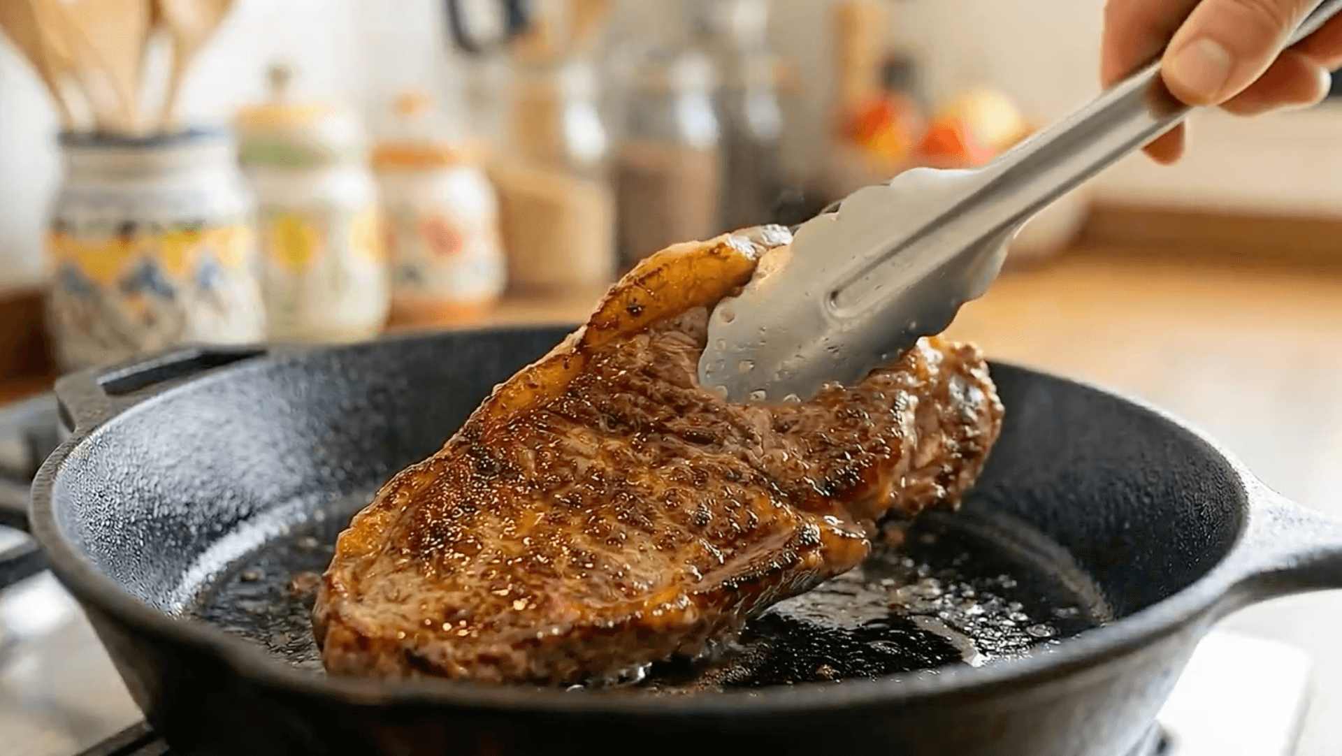 Como fazer bife suculento com crosta dourada em casa