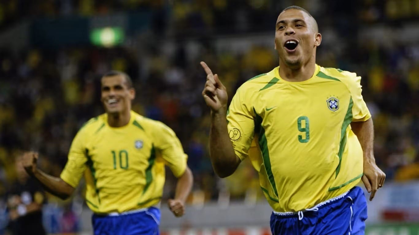 Título do Brasil em 2002 marcou superação de Ronaldo e "família Scolari"