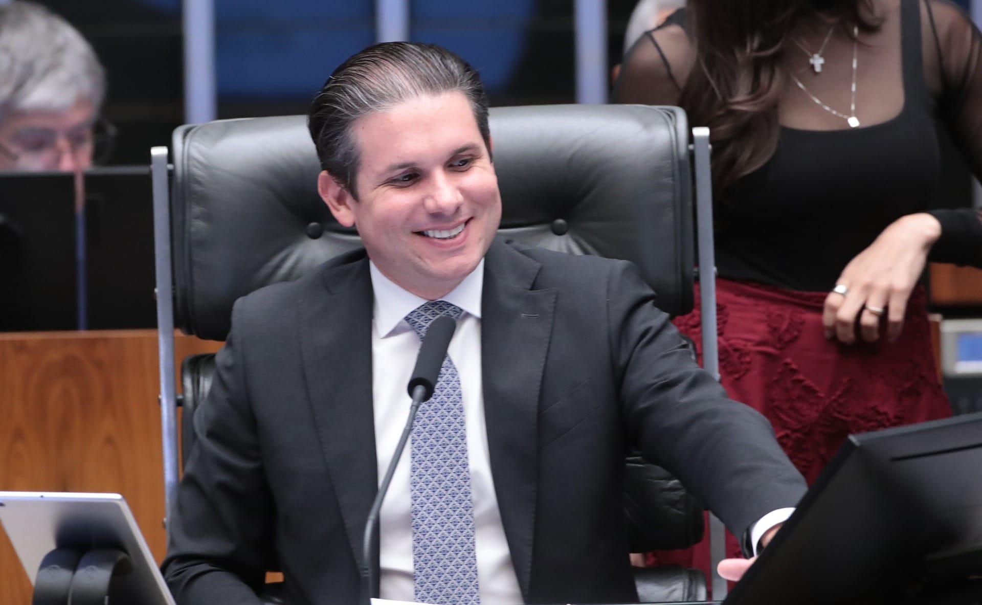 STF arquiva apuração contra Hugo Motta e Ciro Nogueira por suspeita em voo
