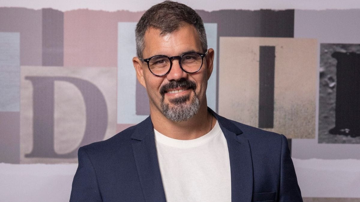 Juliano Cazarré se manifesta após criticas por criar evento para homens