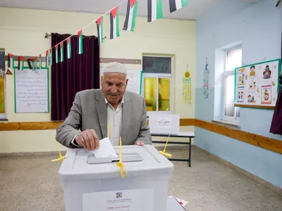 Palestinos vão às urnas na Faixa de Gaza pela primeira vez em 20 anos