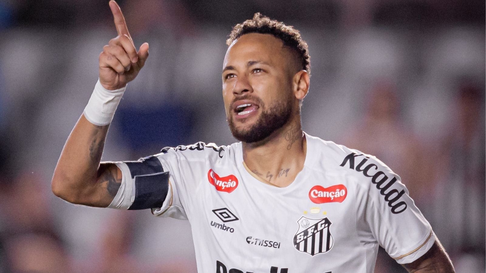 Possível convocação de Neymar influencia Santos a mudar local de jogo