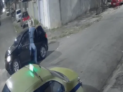 Ex-PM é preso após atirar contra passageiro em desentendimento no Rio