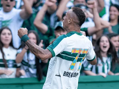 Coritiba x Chapecoense: onde assistir, horário e prováveis escalações