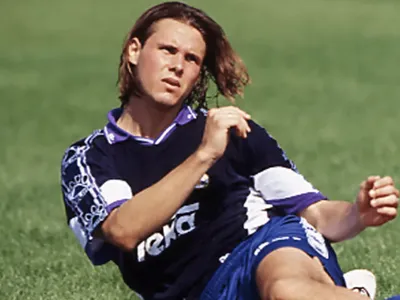 Quem é o craque argentino que recusou cortar o cabelo na Copa de 1998