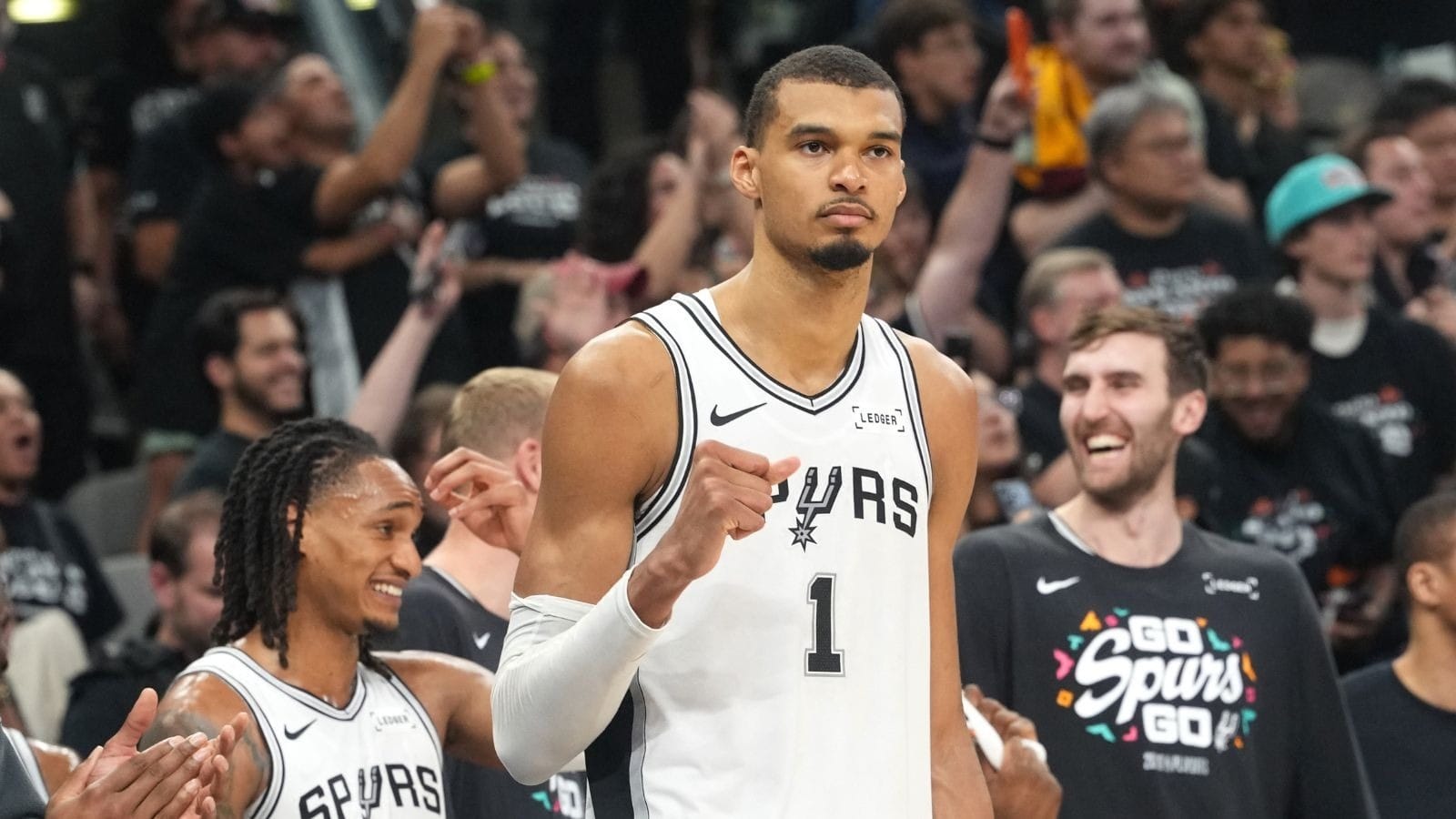 Spurs eliminam os Blazers de Tiago Splitter e avançam nos playoffs da NBA