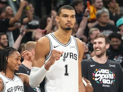 Spurs eliminam os Blazers de Tiago Splitter e avançam nos playoffs da NBA