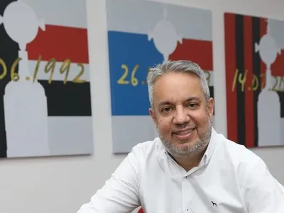 Diretor de marketing do São Paulo cai após suspeita em contrato