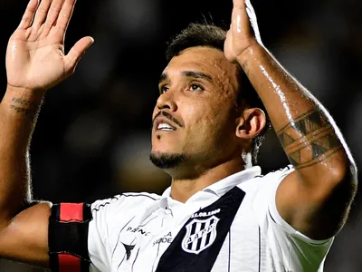 União dos jogadores em meio à crise marca bastidores da vitória da Ponte