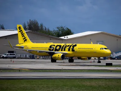 Como Spirit Airlines que barateou voos e virou tendência acabou falindo