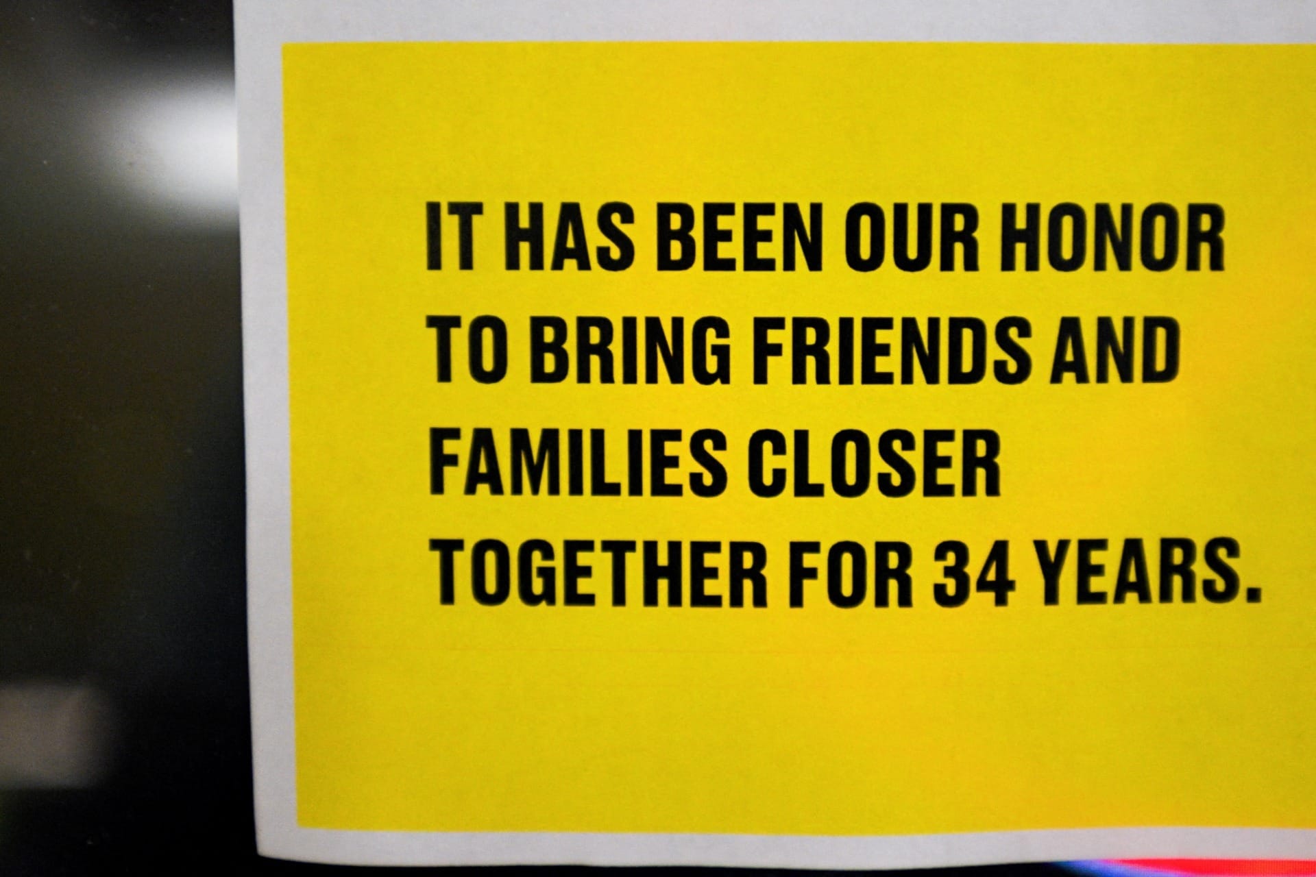 Aviso da Spirit Airlines em aeroporto de Orlando após anúncio de fechamento | Crédito: Miguel Rodriguez-2.mai.2026/Reuters