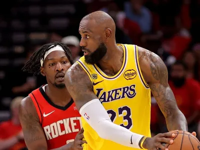 NBA: Lakers vencem o Houston Rockets e avançam para as semis de conferência