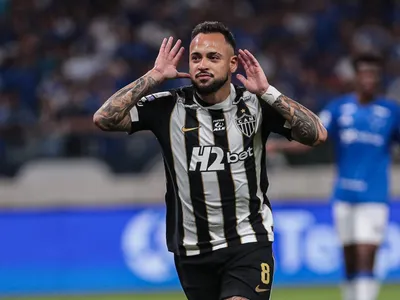 Atlético-MG espanta crise e vence o Cruzeiro no Mineirão pelo Brasileirão