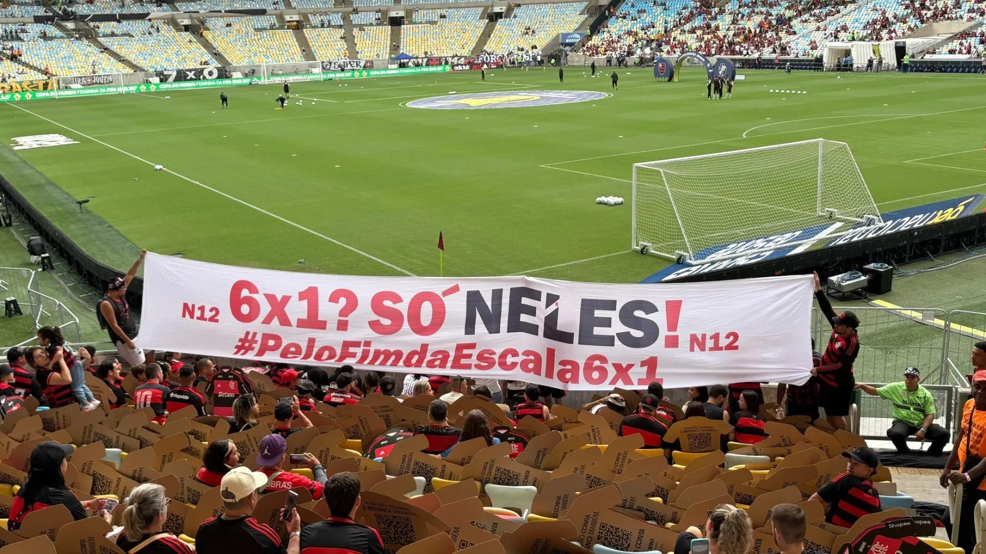 Ação realizada por torcedores flamenguistas sobre a escala 6x1
