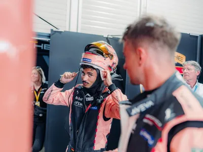 Fórmula E: Wehrlein bate Barnard e conquista a pole para o E-Prix de Berlim