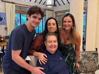 Faustão segue internado após retirada de sonda gástrica; entenda