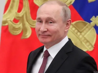 Putin anuncia cessar-fogo unilateral; Ucrânia ainda não se pronunciou