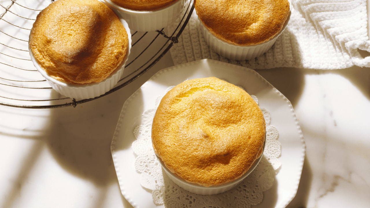 Suflê de goiabada não precisa de muitos ingredientes e fica delicioso