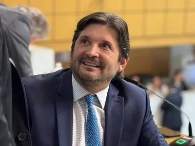 PL escolhe André do Prado para disputar vaga ao Senado por SP