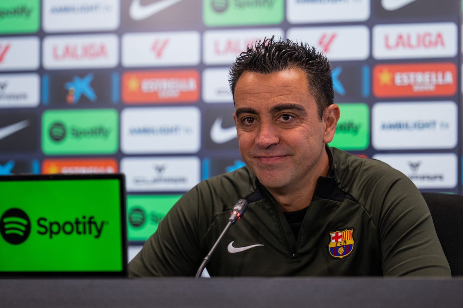 Em busca de técnico, Chelsea avalia contratação de Xavi, ex-Barcelona