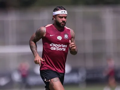 Memphis Depay não deve reforçar o Corinthians contra o São Paulo; entenda