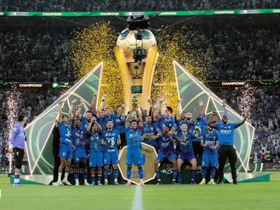 Al Hilal vira sobre Al Kholood e conquista a Copa do Rei Saudita; veja gols