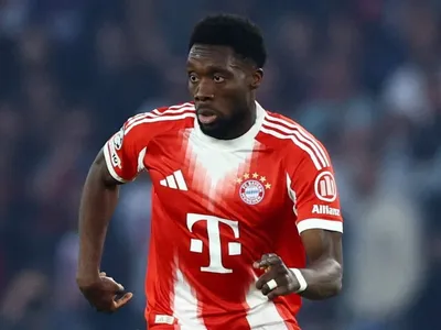 Craque do Canadá, Alphonso Davies pode ficar fora da Copa do Mundo; entenda