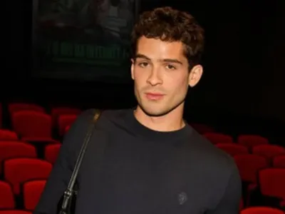 João Guilherme rebate comentários sobre fama de "amuleto de ex"