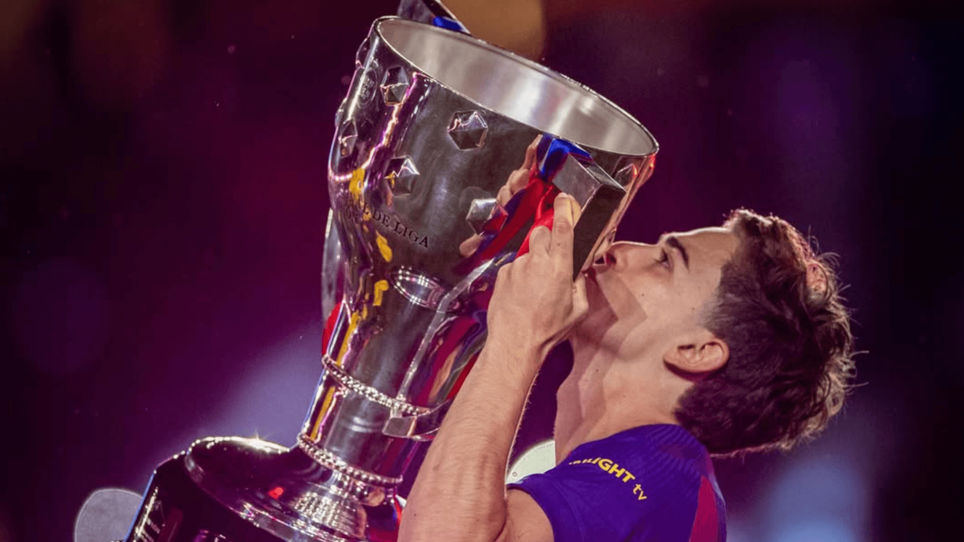 Barcelona bate o Real Madrid e é campeão da Liga Espanhola