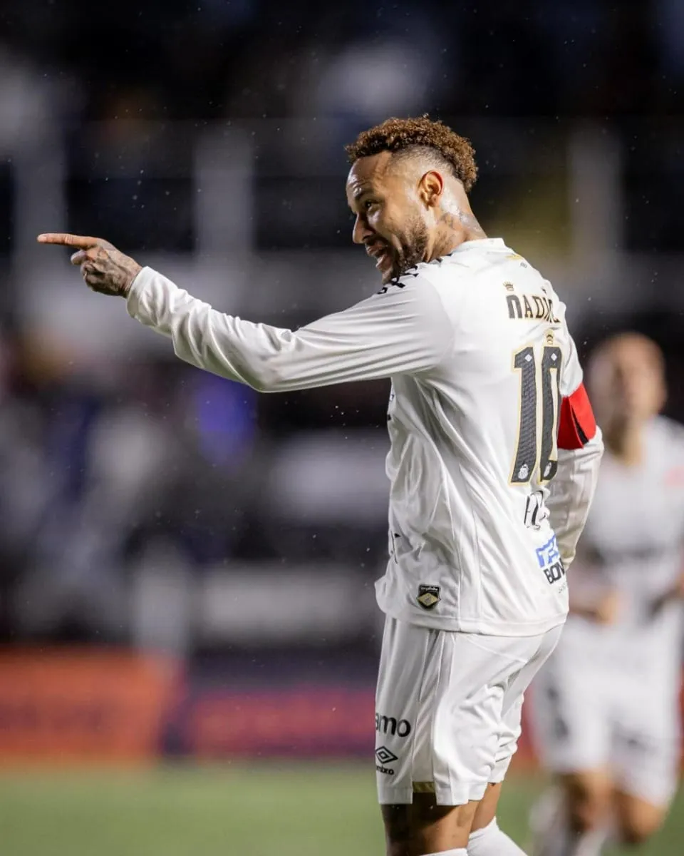 Neymar se destacou na vitória sobre o Red Bull Bragantino