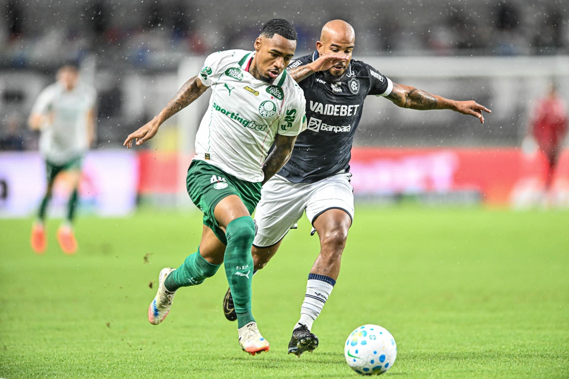 Palmeiras tem gol anulado no último lance e empata com Remo pelo Brasileiro