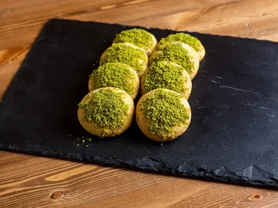 Biscoito amanteigado de matchá e chocolate branco do chef Bruno Hashimoto | Band Receitas