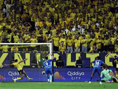 Bento falha feio, cede empate ao Al Hilal e adia título saudita do Al Nassr