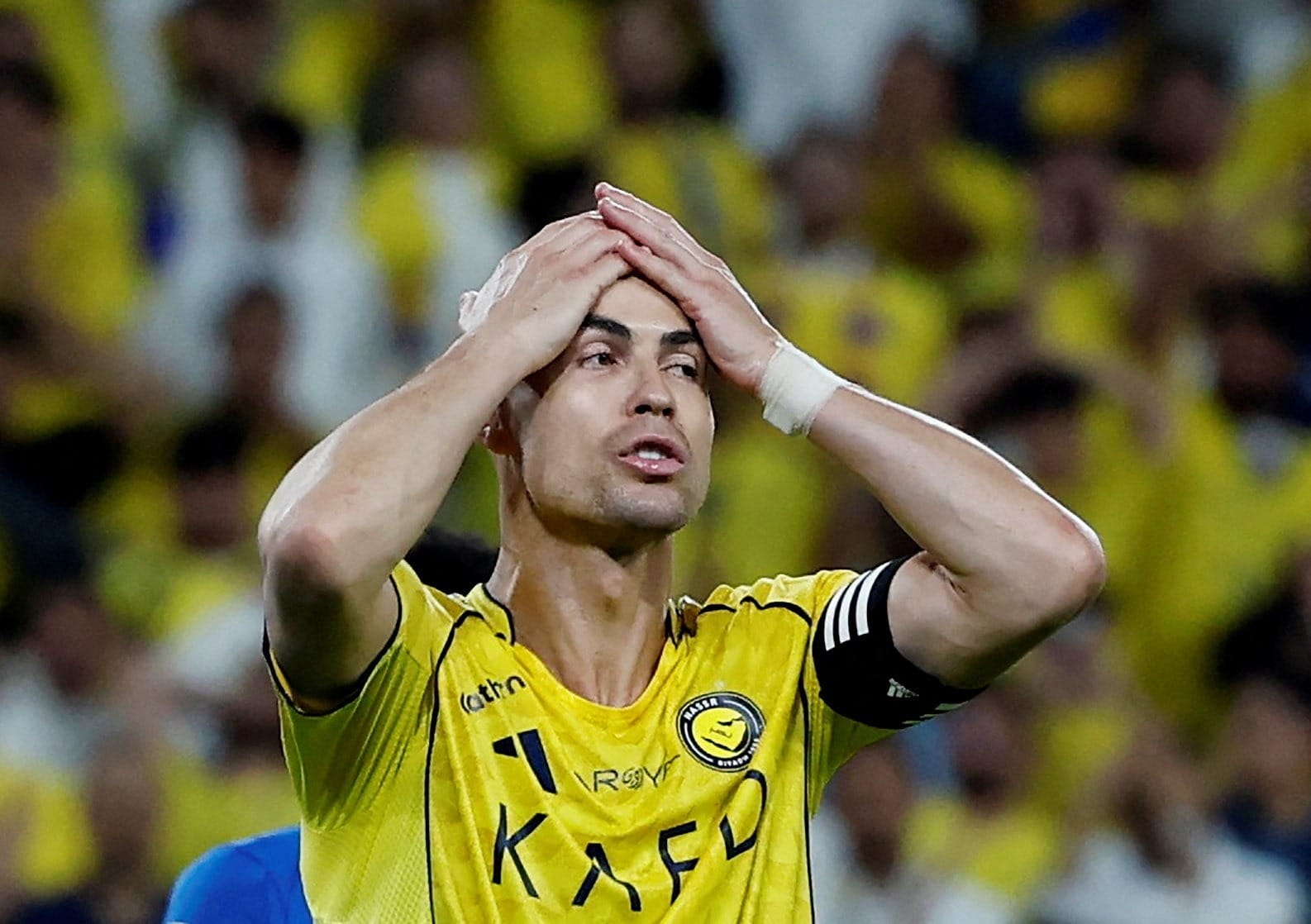 Cristiano Ronaldo se manifesta depois da falha de Bento e empate