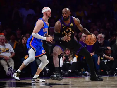 NBA: OKC "varre" Lakers de LeBron James, que não descarta aposentadoria
