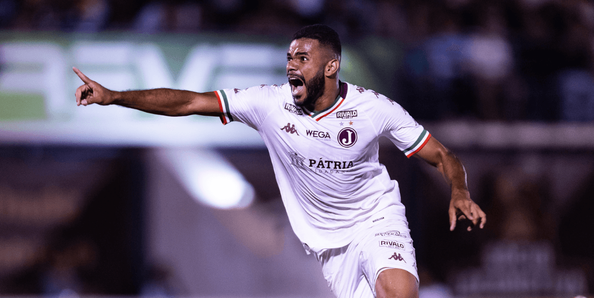 Juventus marca no fim, vence a Ferroviária e é campeão do Paulistão A-2