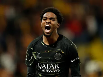 PSG vence Lens em confronto direto e conquista o penta do Francês