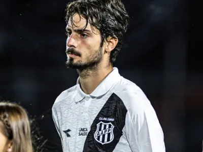 Pedro Vilhena aciona Ponte Preta na justiça por falta de pagamentos