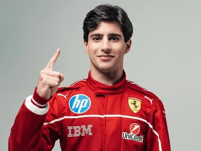 Piloto brasileiro faz testes em carro de Fórmula 1 da Ferrari