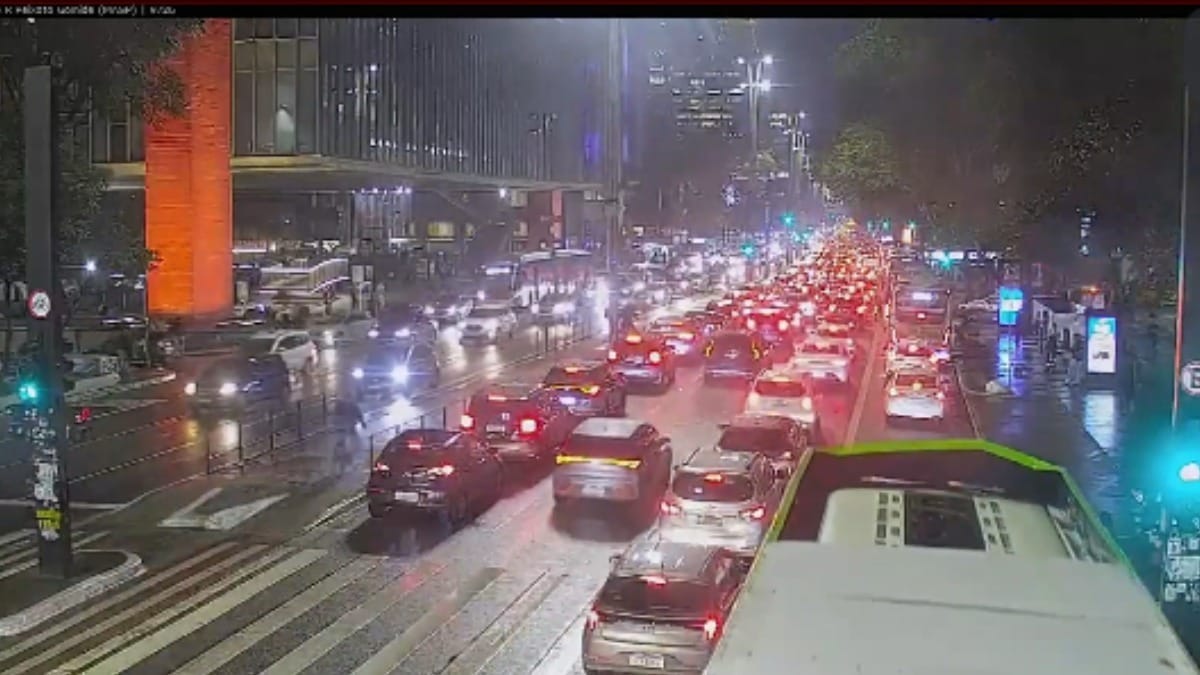 Zonas Sul e Norte de SP concentram trânsito na saída do feriado prolongado