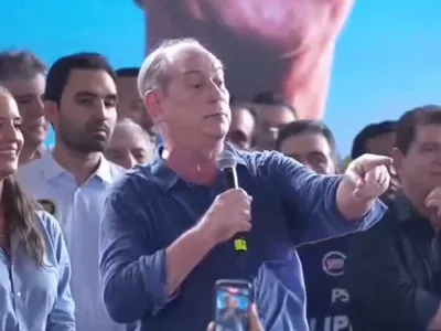 Ciro Gomes manda prender apoiador após confundir gesto com o do CV