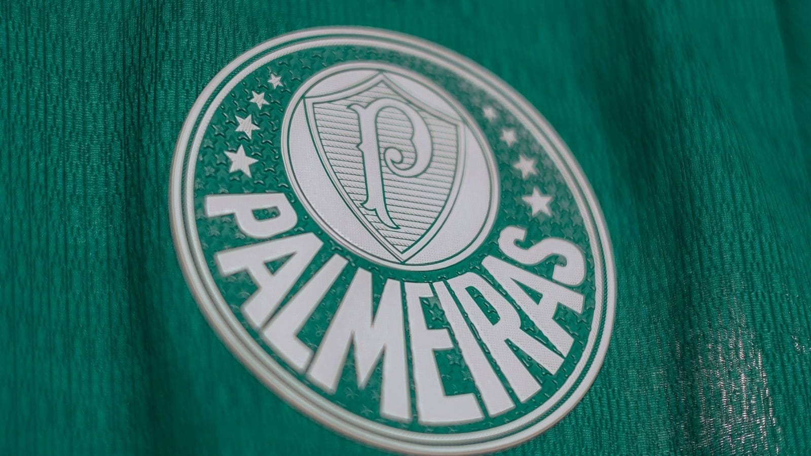 Danilo e Alexander Barbosa movimentam mercado de Palmeiras e Botafogo