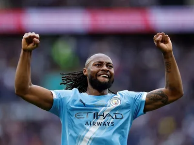 Semenyo faz golaço, City vence Chelsea e conquista a Copa da Inglaterra